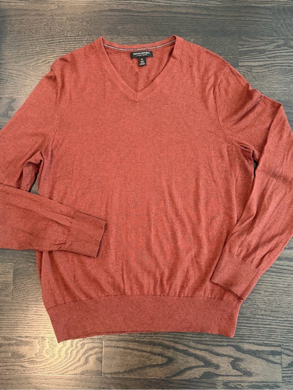 Banana Republic Men's V-Neck Sweater in Terracotta